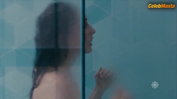 Catherine Reitman's Butt, Breasts Scene in Workin' Moms
