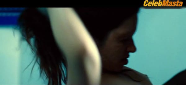 Daphne Patakia Flaunts Butt and Tits Scene in The Five Devils