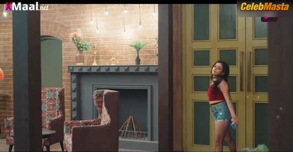 Khushi Mukherjee, Noor Malabika, Nehal Vadoliya, Aditi Govitirkar and Sejuti Tarafdar's Steamy Scene in Backroad Hustle