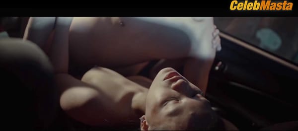 Angela Morena Bares Boobs Scene in Lady Guard