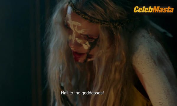 Lucy Martin's Sex Scene in Season 6 Episode 13 (December 30, 2020): The Signal
