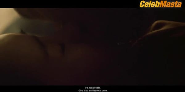 Ji-Yeon Lim's Naked Scene in The Treacherous