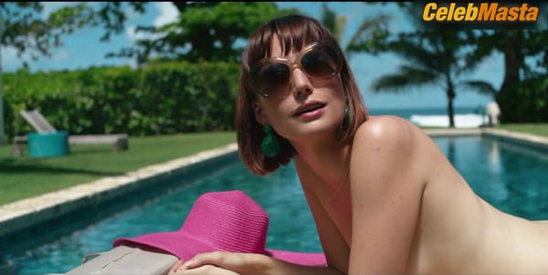 Gaite Jansen's Tits and Bush Scene in Leopard Skin