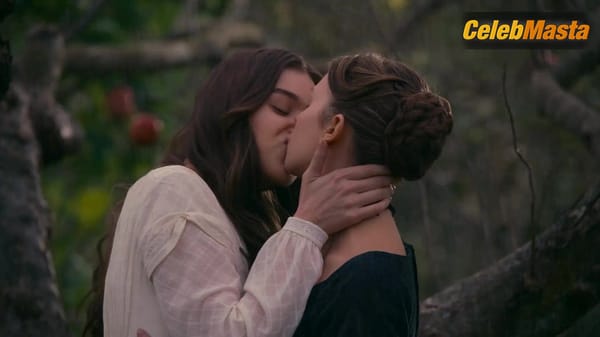 Hailee Steinfeld and Ella Hunt Go Lesbian in Dickinson Scene