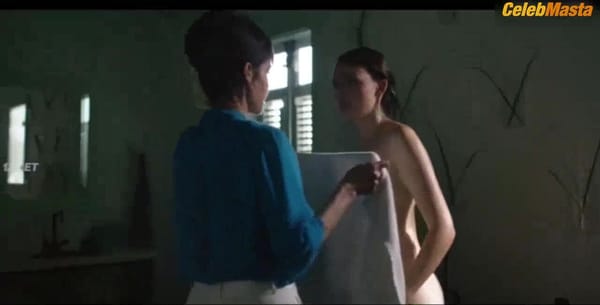 Gaite Jansen Shows Off Sex Scene in Leopard Skin