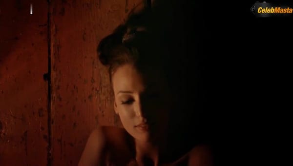 Gaite Jansen Reveals Hot Scene in Groenland