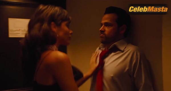 Esmeralda Pimentel's Booty, Thong Scene in Un Buen Divorcio