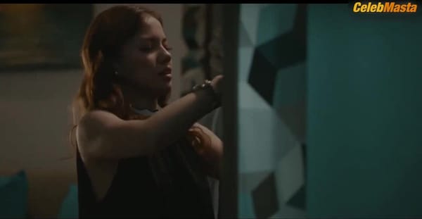Chloe Jenna Shows Butt and Breasts Scene in Do You Think I Am Sexy