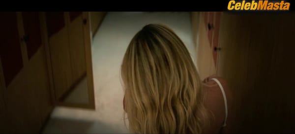 Ludwika Paleta Bares Boobs, Underwear Scene in Desire