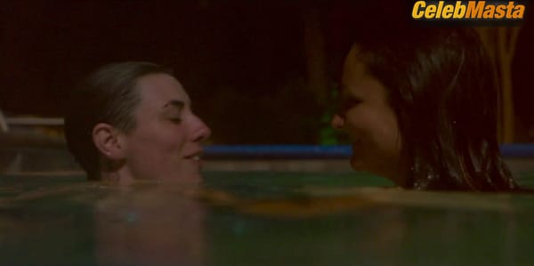 Emma Grace Myers and Libby Larkin's Lesbian Scene in Pretenders