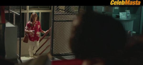 Yda Manzano's Booty Scene in La Querida