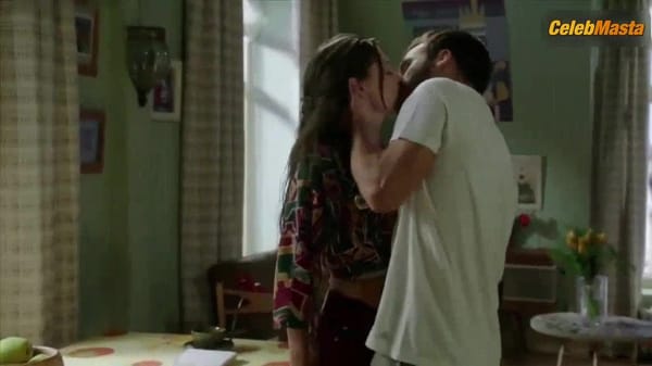 Elena Rivera Bares Breasts in Cuentame Scene