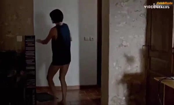 Delphine Chaneac Shows Tits, Underwear Scene in L' Amour Vache