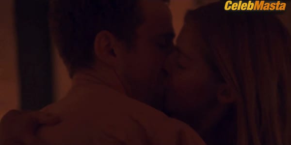 Marie Tourell SoDerberg Flaunts Tits Scene in Cold Hawaii