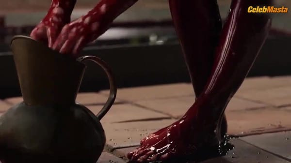 Lotte Verbeek Shows Body Scene in Outlander