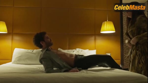 Romina Ricci's Boobs and Underwear Scene in Tu Parte Del Trato