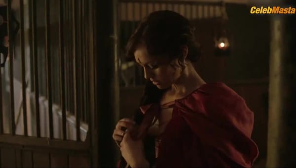 Laura Haddock's Booty, Boobs Scene in Da Vinci's Demons