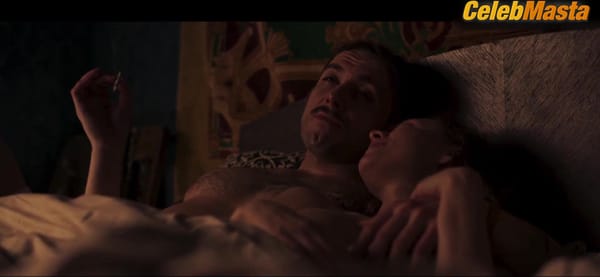 Magdalena Boczarska Bares Boobs Scene in The King