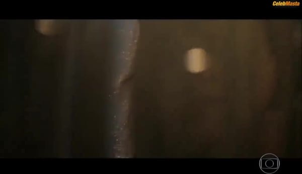 Sophie Charlotte Displays Sex Scene in Os Dias Eram Assim