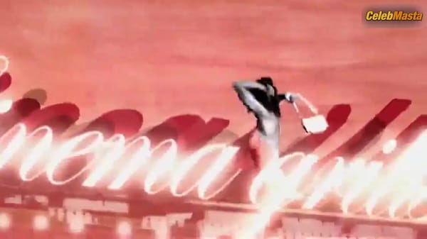 Veronica Echegui Steamy Scene in Yo soy la Juani
