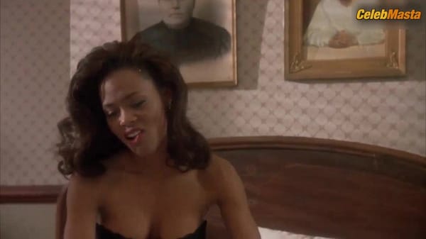 Robin Givens Bares Butt, Boobs Scene in A Rage In Harlem