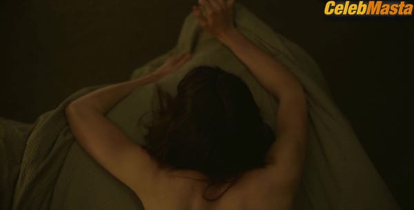 Sarah Pidgeon Shows Sex Scene in Tiny Beautiful Things