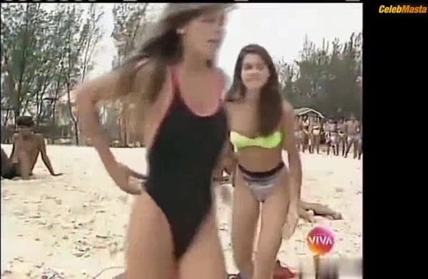 Adriana Esteves's Bikini Scene in Top Model