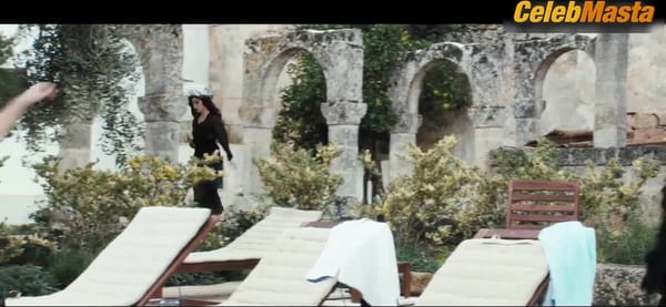 Lodovica Marie Rogati, Giulia Lapertosa and Sabrina Impacciatore Flaunt Tits, Swimsuit Scene in Pane E Burlesque