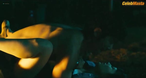 Yuki Mamiya's Lesbian, Booty Scene in Wet Woman in the Wind