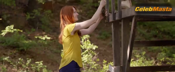 Velinda Godfrey and Laura Spencer's Tits, Butt Scene in Heartland