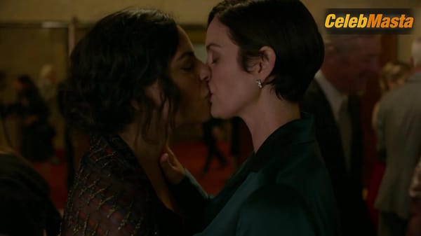 Sarita Choudhury and Carrie-Anne Moss Lesbian Sex Scene in Jessica Jones