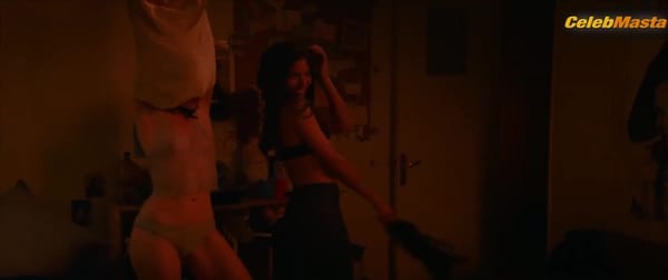 Zita Hanrot and Louise Chevillotte Show Off Lesbian, Underwear Scene in My Sole Desire