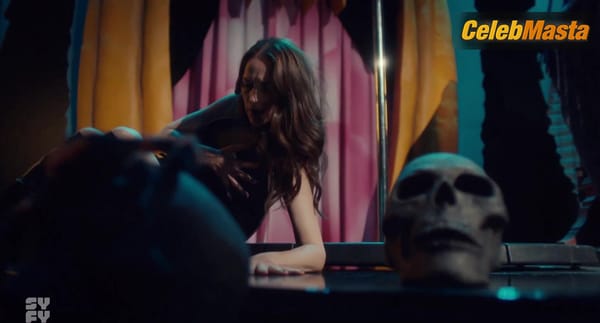 Melanie Scrofano Reveals Sex Scene in Wynonna Earp
