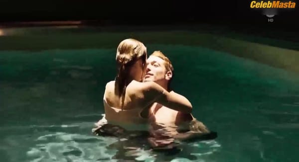 Karin Hanczewski Bares Boobs in Tatort Scene