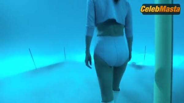 Courteney Cox Underwear Scene from Shining Vale