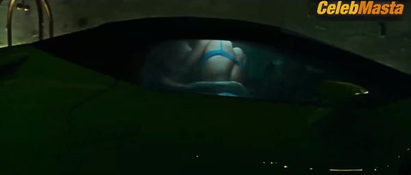 Manon Bresch Boobs, Underwear Scene in Privileges