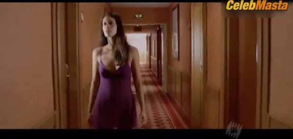 Angie Cepeda Bares Boobs Scene in Oculto