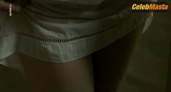 Beatrice Dalle, Florence Loiret Caille and Tricia Vessey Tits Scene from Trouble Every Day