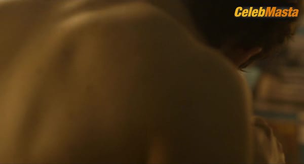 Aurora Giovinazzo Reveals Underwear Scene in Dog Years
