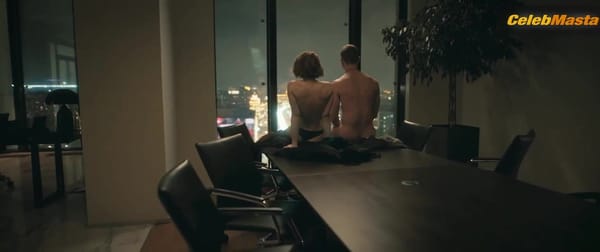 Angelina Pahomova's Butt in Thong Scene in Zolotoye Dno