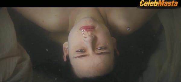Azul Guaita Shows Boobs, Butt Scene in Like Water For Chocolate