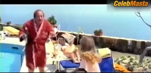 Leonora Fani's Booty, Boobs Scene in La svergognata