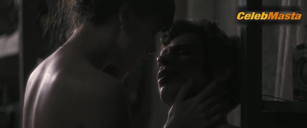Azul Guaita's Sex Scene in Like Water For Chocolate