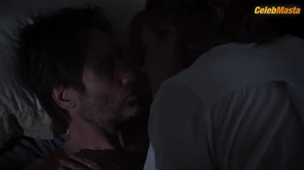 Maggie Grace Bares Tits Scene in Californication