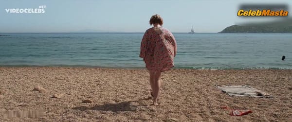 Elena Kampouris Swimsuit Scene from My Big Fat Greek Wedding 3