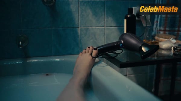 Thomasin McKenzie Flaunts Sex Scene in Totally Completely Fine
