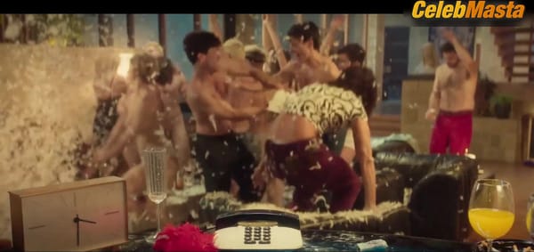 Blanca Suarez's Underwear Scene in Disco, Ibiza, Locomia