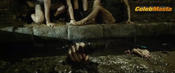 Blanca Suarez Bares Tits Scene in El Bar