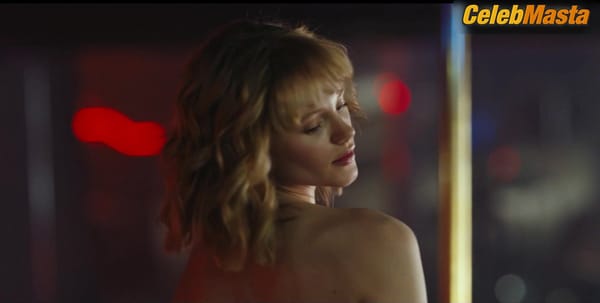 Emma Laird's Boobs, Butt Scene in Mayor Of Kingstown