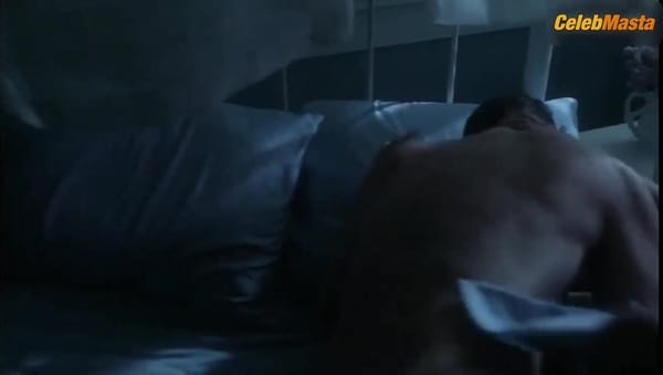 Emily VanCamp's Sex Scene in Revenge
